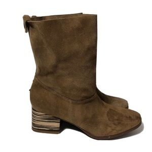 Antelope Leather Tan Boots. Size 41.